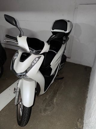 Honda SH 125i topbox Blanco