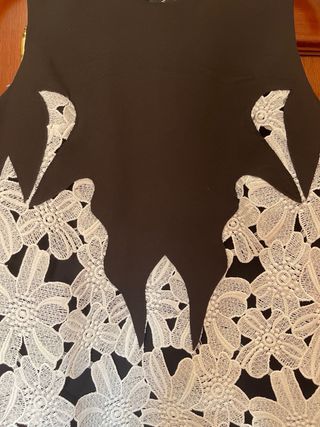 Vestido Creme negro encaje blanco Talla M