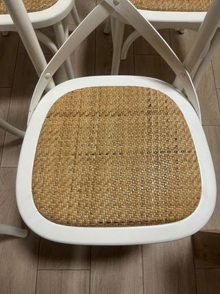 Sillas blancas vintage El Corte Inglés (4 uds)