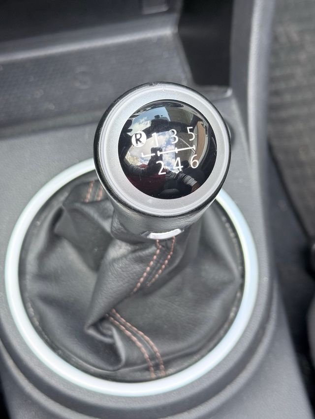 Volkswagen Beetle Cabrio CUP !!