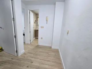 ALQUILER DE DUPLEX AMUEBLADO EN MONTIJO. (MUY CERC