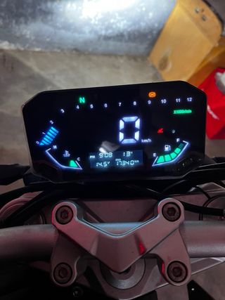 Moto Voge 525R Negra/Gris/Amarilla