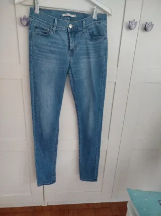 Pantalón vaquero Levi's mujer modelo 710,talla 28