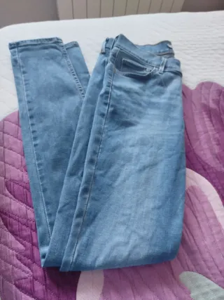 Pantalón vaquero Levi's mujer modelo 710,talla 28