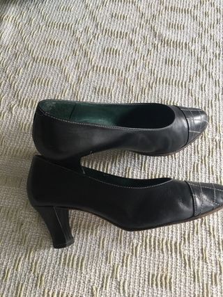 Zapatos de tacón negros El Caballo T.37