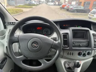 Opel Vivaro 2011
