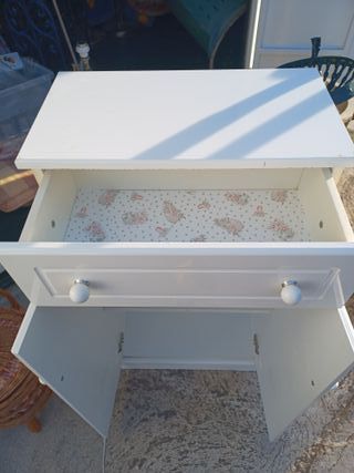 Mueble de almacenaje blanco