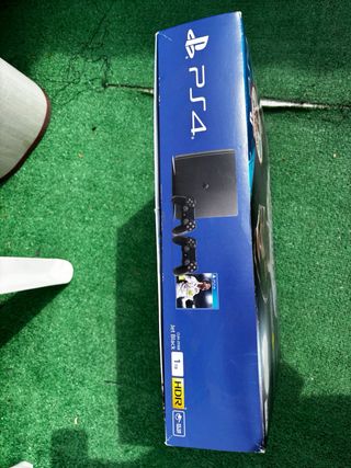 Consola PS4 FIFA 18+
