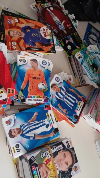 Lote 395 cartas Adrenalyn XL 2025/26 | Sin repetir