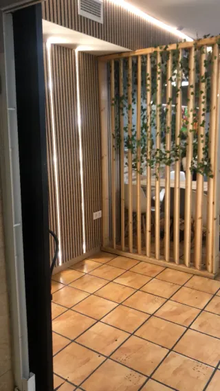 Instalación de vinilo y papel pintado – Barcelona