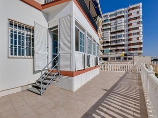 Piso en venta en El Acequión - Los Naúfragos en Torrevieja