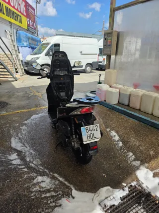 Kymco Scooter Ruedas y Horquilla