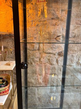 Vitrina cristal y metal negra URGE VENDER