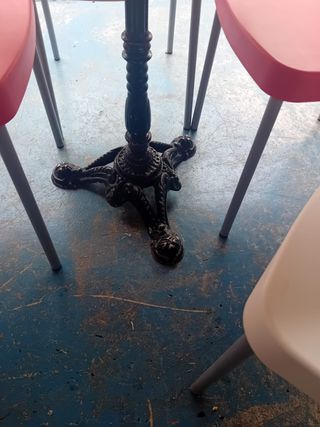 MESA Y 4 SILLAS EN 30 EUROS, CARTAGENA