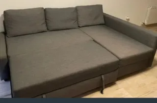 Sofá gris Ikea Friheten