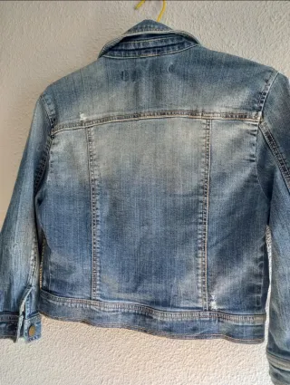 Cazadora vaquera Stradivarius Talla M