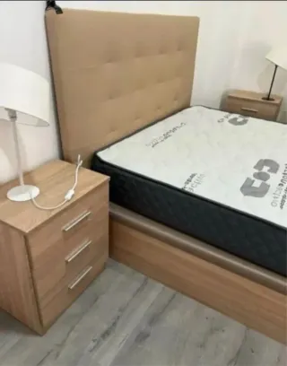 Canapé de madera individual