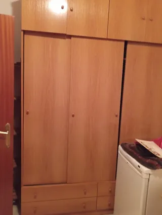 Armario 3 puertas correderas madera