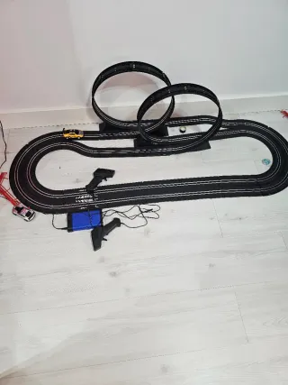 Pista de Scalextric con bucles