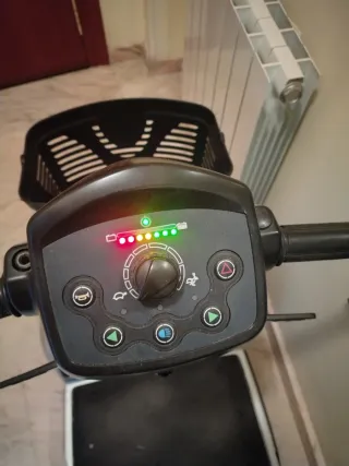 Scooter eléctrico movilidad reducida Modelo LEO