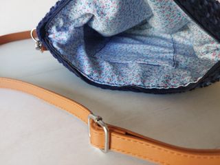 Bolso nuevo crochet combinado en azules