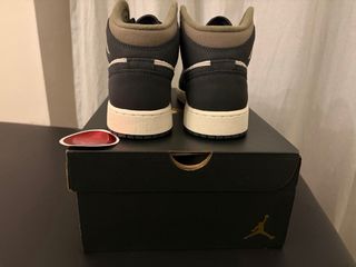 Air Jordan 1 Mid SE Donna Beige Nero