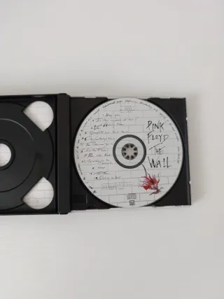 Pink Floyd The Wal 2 Cd's
