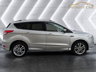 Ford Kuga 2016