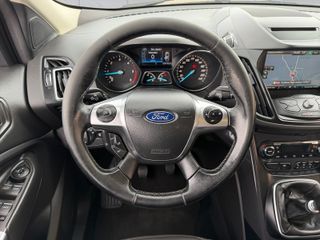 Ford Kuga 2016