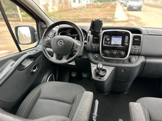 Opel Vivaro Kombi 8 2017