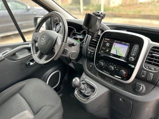 Opel Vivaro Kombi 8 2017