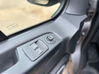 Opel Vivaro Kombi 8 2017