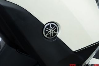 YAMAHA X-MAX 300 -APTA A2-