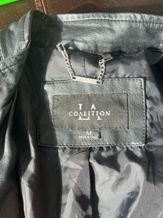 Chaqueta de cuero negra