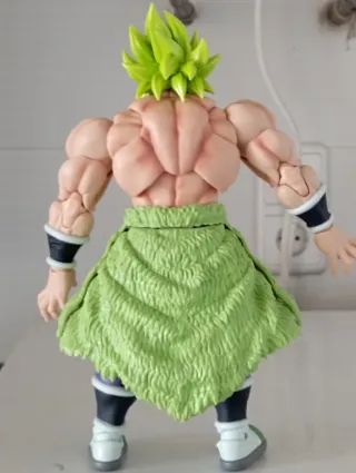 Figura Broli Dragon Ball Z. Bandai