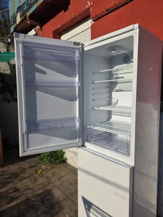Nevera Beko Blanca