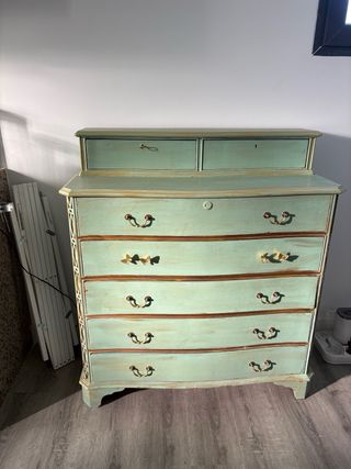 Cómoda vintage madera verde y dorada