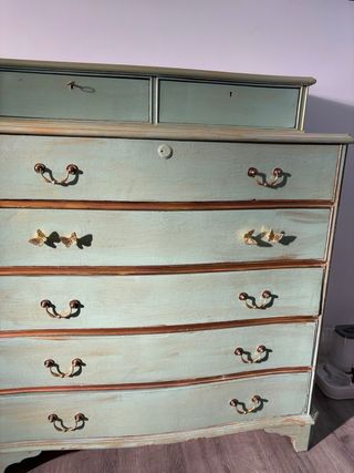 Cómoda vintage madera verde y dorada