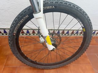 Bicicleta Orbea Full Suspension Amarilla
