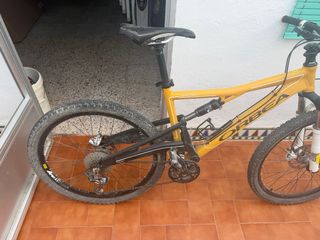 Bicicleta Orbea Full Suspension Amarilla