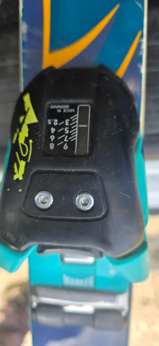 Esquís KASTLE 90  y Esquís Decathlon Peak 185  con