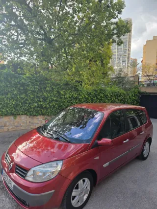 Renault Grand Scenic 2005