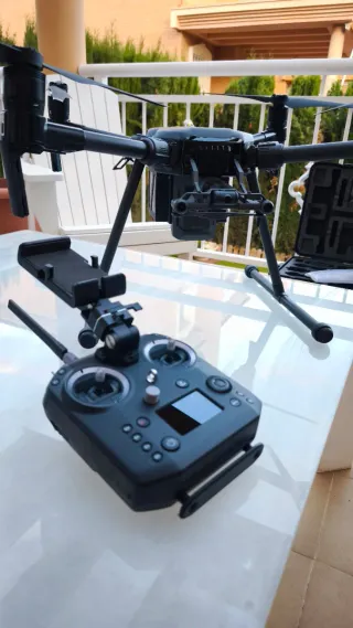 DJI Matrice 200 V2 – Pack completo profesional