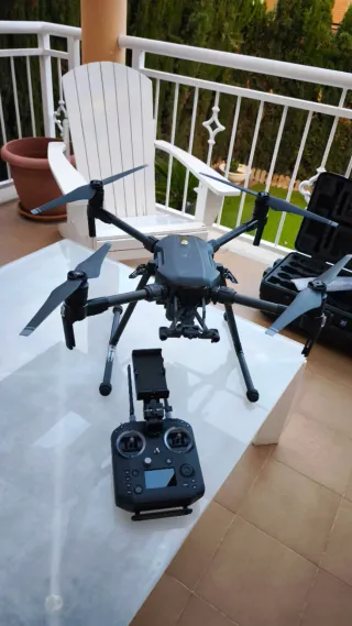 DJI Matrice 200 V2 – Pack completo profesional