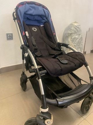 Cochecito Bugaboo de bebé con estampado geométrico