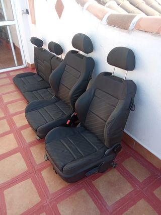 Asientos Recaro  trasero Audi A3