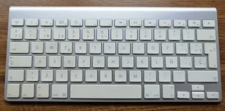 Teclado Bluetooth Apple Magic Plata/Blanco