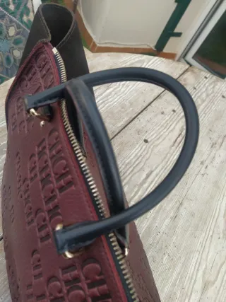 Bolso Carolina Herrera modelo Vendome.