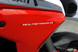 DUCATI MULTISTRADA V4 S