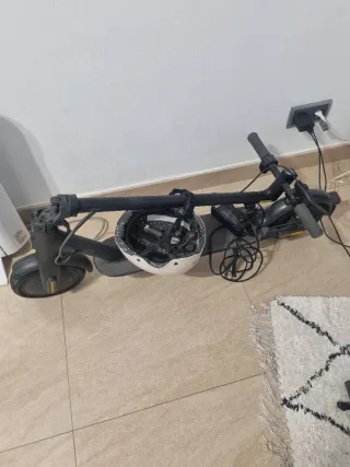 Patinete Eléctrico Xiaomi + Casco